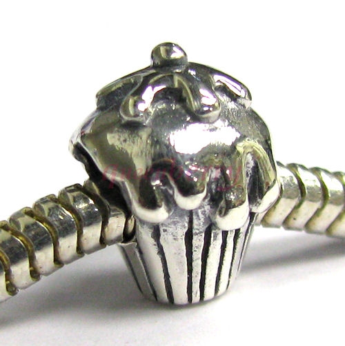 Sterling Silver Cupcake Bead for Pandora Troll Chamilia European Charm Bracelets