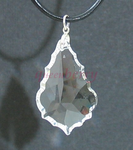 Swarovski Crystal: Large Clear Leaf Pendant