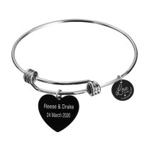 Qina C. Love You to the Moon and Back 1 Sided Personalized Text Engraving Bangle Dangle Heart Charm Adjustable Wire Bracelet Inspirational Gift