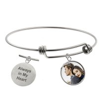 Qina C. Personalized Color Photo Text Engrave Message Picture Dangle Charm Adjustable Wire Bangle Bracelet Inspirational Gift