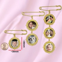 Wedding Bouquet Photo Charms Groom Boutonniere Pins For Bride Custom Pins Memorial Gifts Bridal Shower Graduation Bachelor Party Father Mother Men Women Lover (Round Filigree Gold Tone : UV Photo)